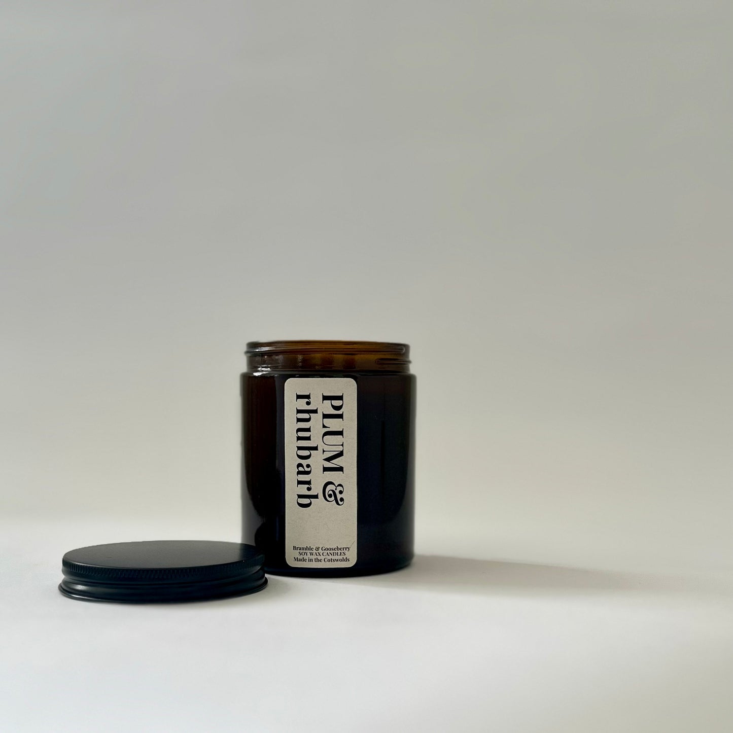 PLUM & RHUBARB candle