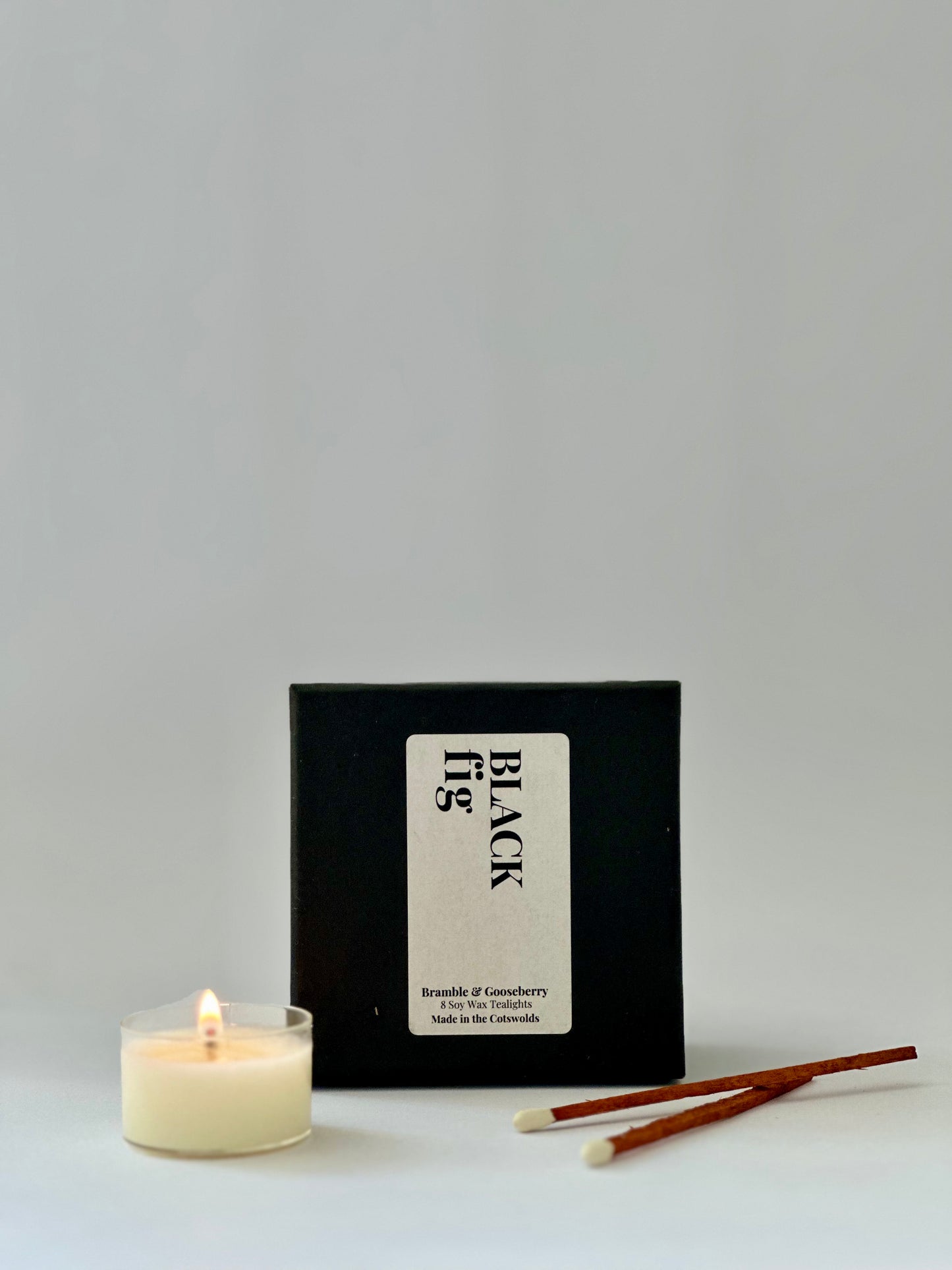 BLACK FIG 8 tealights