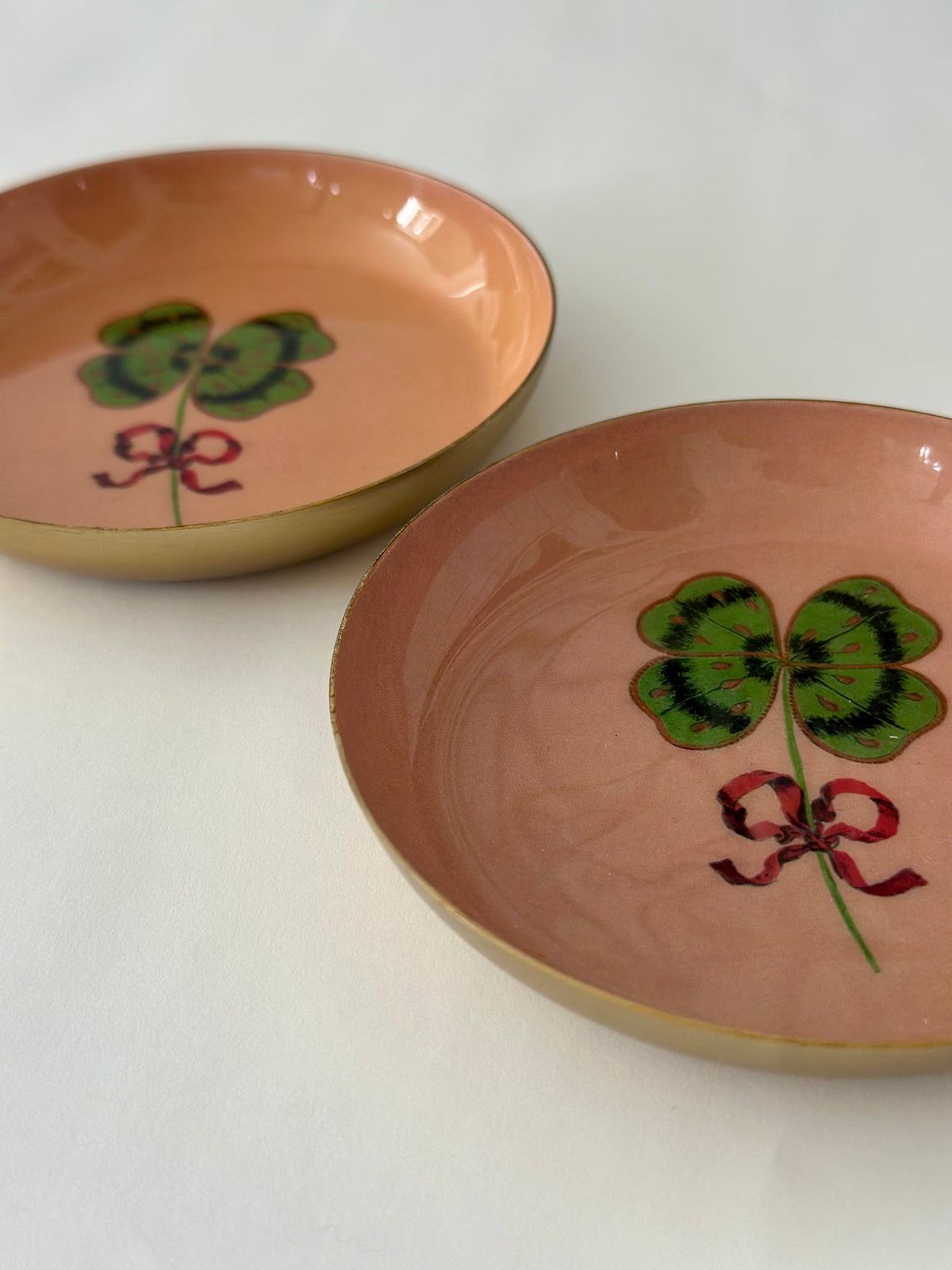 Clover Enamel Dish