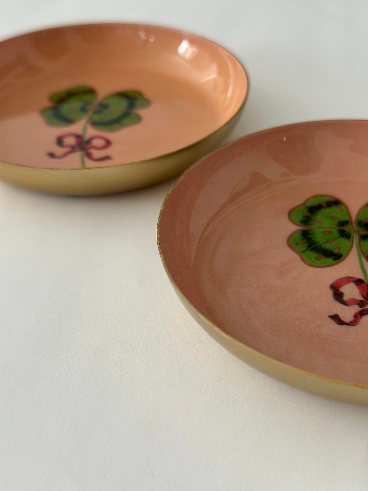Clover Enamel Dish